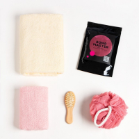 Новогодний подарочный набор "Хэппи нью йеар" полотенце 50х90см,30х60см и аксессуары (5 предм) Новогодний подарочный набор "Хэппи нью йеар" полотенце 50х90см,30х60см и аксессуары (5 предм)