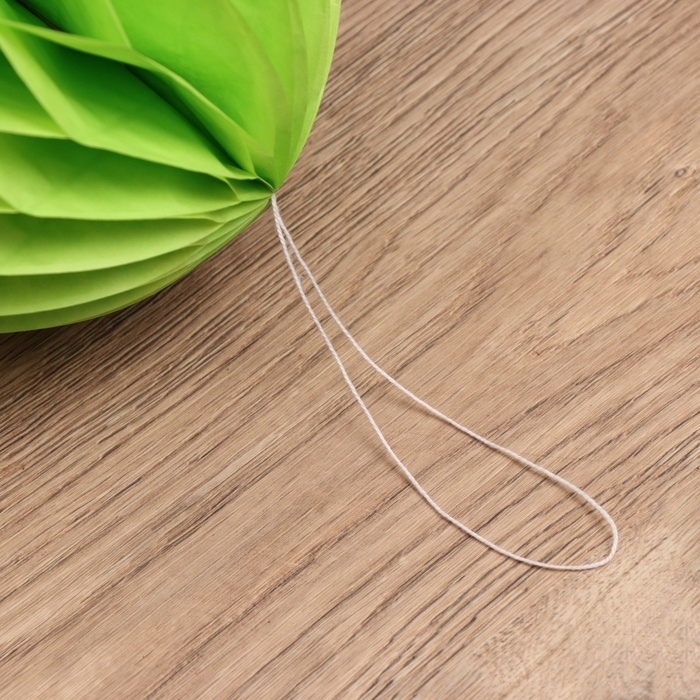 Шар бумажный декоративный, диаметр 30 см, цв. зелёный Шар бумажный декоративный, диаметр 30 см, цв. зелёный