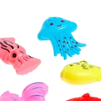 Рыбалка &laquo;Волна приключений&raquo; в корзине: 1 удочка, 1 сачок, 20 рыбок, МИКС