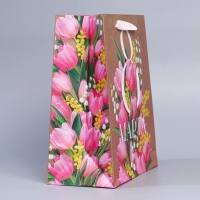 Пакет подарочный крафтовый вертикальный, упаковка, &laquo;8 марта&raquo;, ML 27 х 23 х 11.5 см