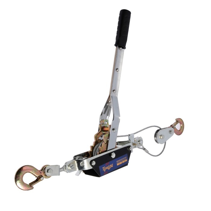 Лебедка рычажная ТУНДРА, двойное храповое колесо, тяга 2 т (подъем 0.8 т), трос 3 метра Лебедка рычажная ТУНДРА, двойное храповое колесо, тяга 2 т (подъем 0.8 т), трос 3 метра