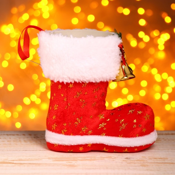 Подарочная упаковка &laquo;Сапожок&raquo;, с колокольчиками, цвет красный