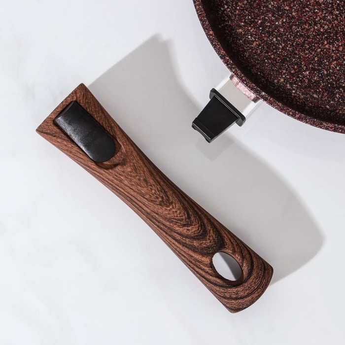 Сковорода Granit ultra, d=28 cм, съёмная ручка, антипригарное покрытие, цвет коричневый Сковорода Granit ultra, d=28 cм, съёмная ручка, антипригарное покрытие, цвет коричневый