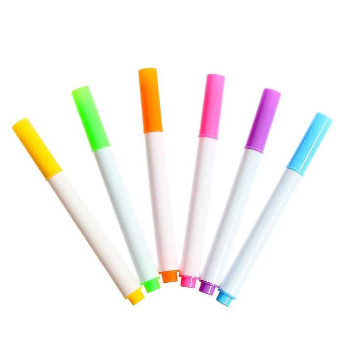 Планшет для рисования &laquo;Волшебный единорог&raquo;, 6 неоновых фломастеров, 6 картинок, 8 световых эффектов