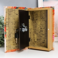 Сейф-книга дерево кожзам "Красивая девушка" 21х13х5 см