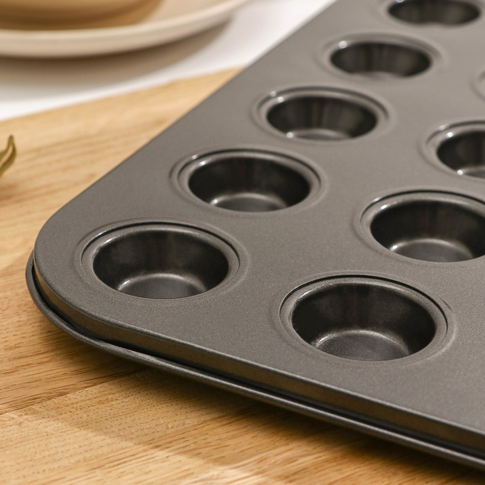 Форма для выпечки «Жаклин. Круг», 35×26 см, 24 ячейки, антипригарное покрытие, цвет чёрный Форма для выпечки «Жаклин. Круг», 35×26 см, 24 ячейки, антипригарное покрытие, цвет чёрный