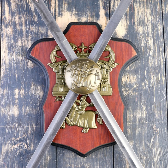 Сувенирное оружие на планшете &laquo;Рыцарский турнир&raquo;, два меча на щите, 85см