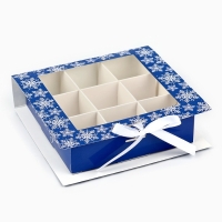 Коробка под 9 конфет с ячейками &laquo;Снежинки&raquo; 14.8 х 13.5 х 3.5 см, Новый год