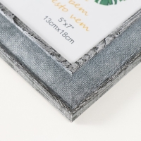 Фоторамка пластик 13х18 см "Плетение" тёмно-серая с полосатой обводкой 22,7х17,7х1 см Фоторамка пластик 13х18 см "Плетение" тёмно-серая с полосатой обводкой 22,7х17,7х1 см