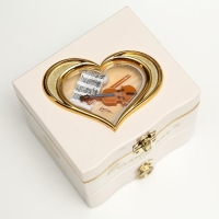 Шкатулка пластик музыкальная механическая "Комод" белый 11х13,3х11,5 см Шкатулка пластик музыкальная механическая "Комод" белый 11х13,3х11,5 см