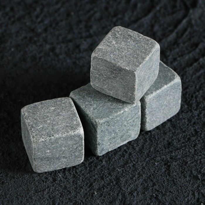 Новый год. Камни для виски в деревянной шкатулке с крышкой &laquo;Наклюкаешься&raquo;, 4 шт