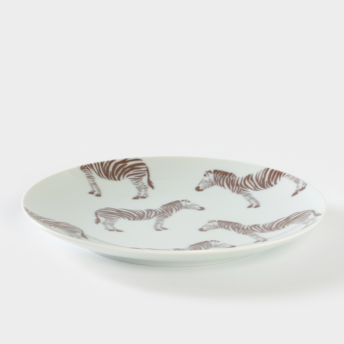 Тарелка фарфоровая &laquo;Сафари. Зебра&raquo;, d=24 см, цвет белый