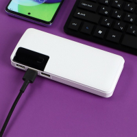 Внешний аккумулятор Luazon PB-04, 7500 мАч, 3 USB, 2 А, дисплей, фонарик, белый Внешний аккумулятор Luazon PB-04, 7500 мАч, 3 USB, 2 А, дисплей, фонарик, белый
