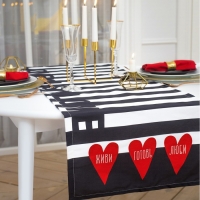 Дорожка на стол "Живи, готовь, люби" 40х146 см, 100% хлопок, саржа 190 гр/м2 Дорожка на стол "Живи, готовь, люби" 40х146 см, 100% хлопок, саржа 190 гр/м2