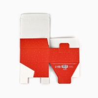 Коробка подарочная новогодняя складная &laquo;Снегири&raquo;, 15 х 15 х 7 см, Новый год