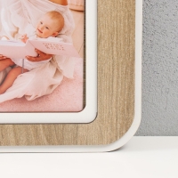 Фоторамка ЛХДФ "Наш малыш" 46х51 на 6 фото 10x15 см, цв. дуб/белый (пластиковый экран) Фоторамка ЛХДФ "Наш малыш" 46х51 на 6 фото 10x15 см, цв. дуб/белый (пластиковый экран)