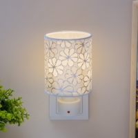 Бра "Жасмин" Е27 5Вт белый Бра "Жасмин" Е27 5Вт белый