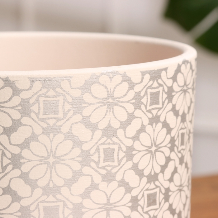 Горшок цветочный Гипюр белый бук №3, 2,9 л, d - 18,6 см
