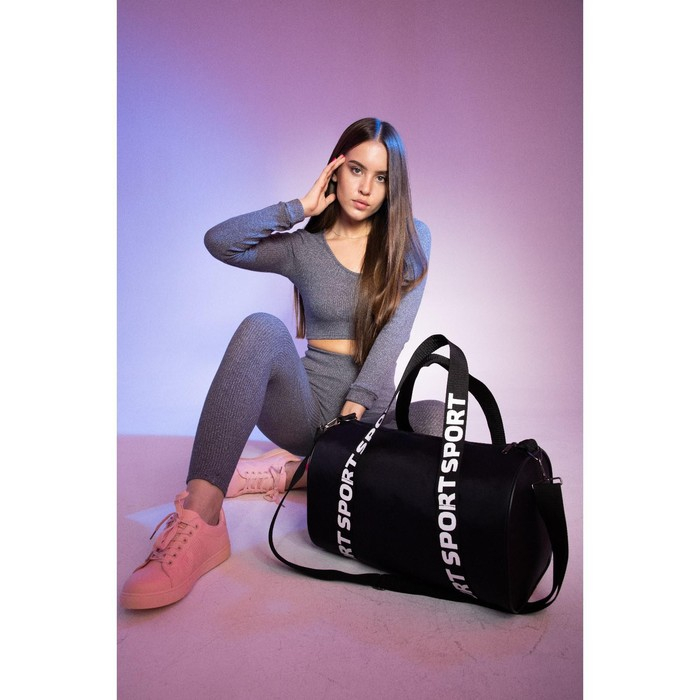 Сумка спортивная Sport на молнии, цвет чёрный Сумка спортивная Sport на молнии, цвет чёрный