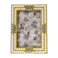 Фоторамка пластик под металл 10х15 см "Жемчуг и стразы" золото 18,8х13,8 см Фоторамка пластик под металл 10х15 см "Жемчуг и стразы" золото 18,8х13,8 см