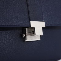 Сумка-мессенджер Vita на магнитах, цвет тёмно-синий Сумка-мессенджер Vita на магнитах, цвет тёмно-синий