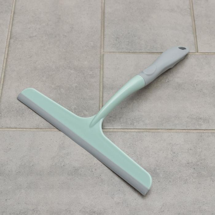 Щётки для уборки, набор из 5 предметов: совок, 3 щётки, водосгон, цвет МИКС Щётки для уборки, набор из 5 предметов: совок, 3 щётки, водосгон, цвет МИКС