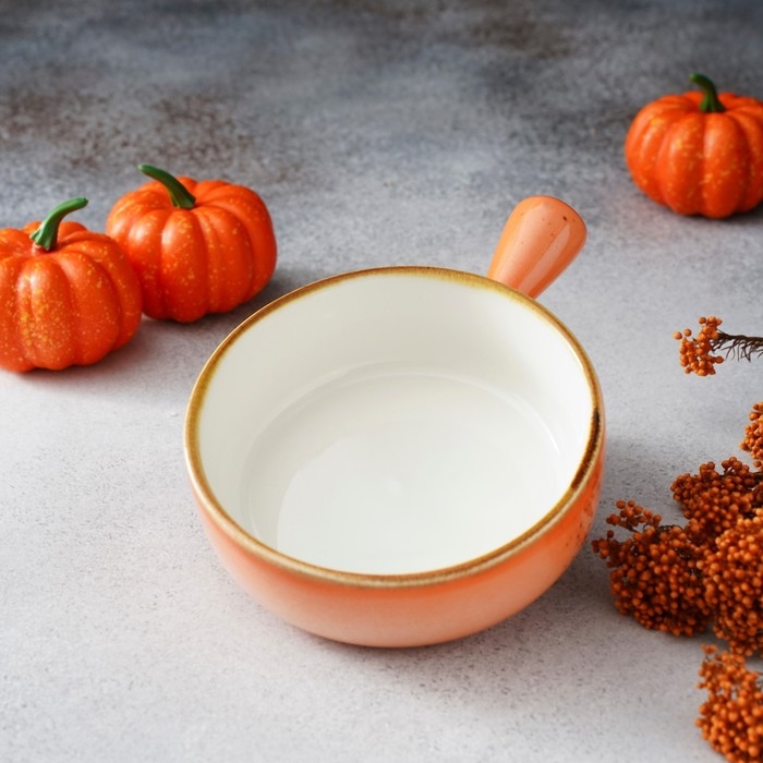 Кокотница фарфоровая Magistro &laquo;Церера&raquo;, 500 мл, d=15 см, цвет оранжевый