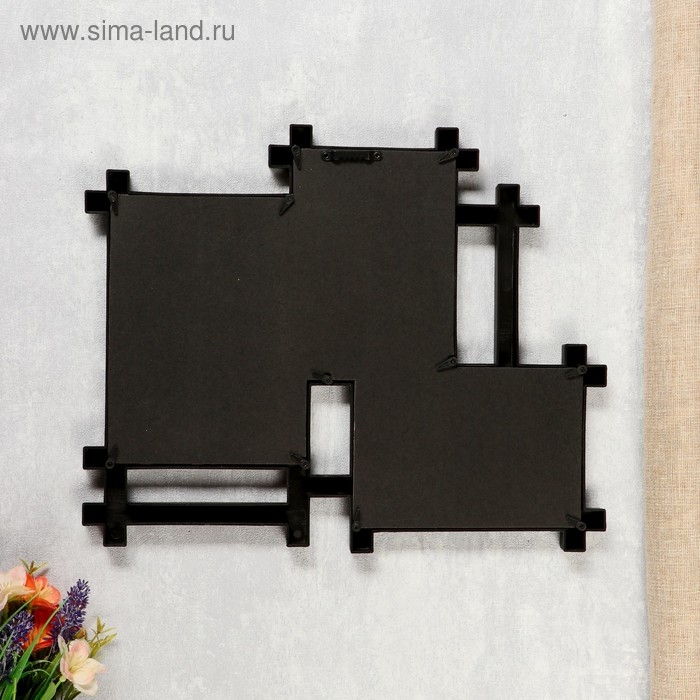 Фоторамка пластик на 3 фото 10х15, 13х18 см Фоторамка пластик на 3 фото 10х15, 13х18 см "Прямые линии" чёрная 30,5х38 см