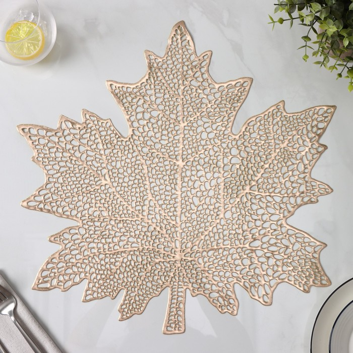 Салфетки сервировочные на стол Доляна &laquo;Кленовый лист&raquo;, 4 шт, d=38 см, цвет золотой
