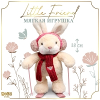 Мягкая игрушка Little Friend, зайка на лыжах, красный шарф, 38 см Мягкая игрушка Little Friend, зайка на лыжах, красный шарф, 38 см