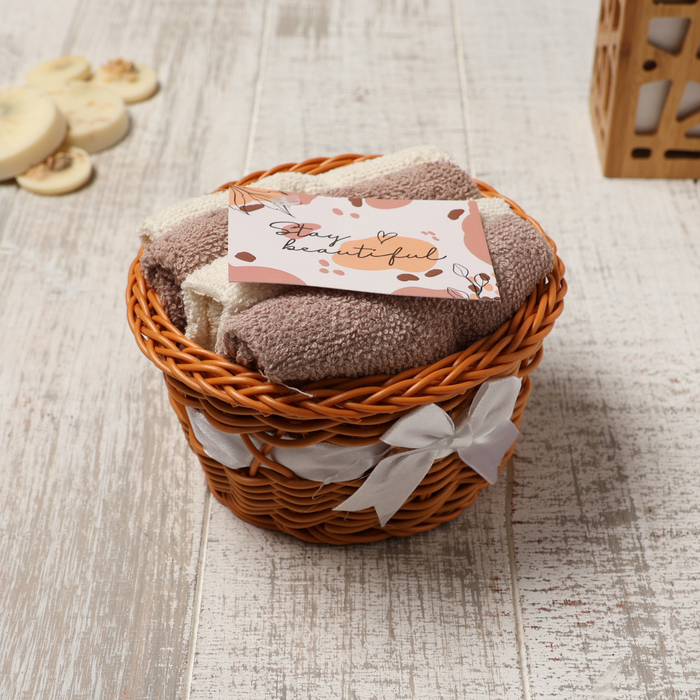 Набор полотенец в корзинке Этель Набор полотенец в корзинке Этель "Stay Beautiful" 30х30шт - 4 шт, цв. коричневый, 100%хл