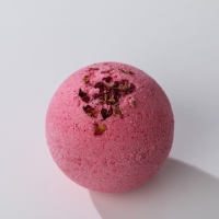 Бомбочка для ванны с лепестками роз &laquo;Будь собой&raquo;, 130 г, BEAUTY FОХ