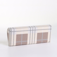 Футляр для очков на магните, длина 16 см, цвет бежевый