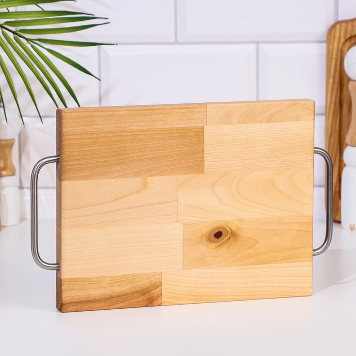 Доска разделочная и сервировочная Доска разделочная и сервировочная "Прямоугольник" малая (металлические ручки) 28х18х1,8 см