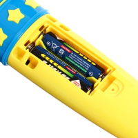 Микрофон &laquo;Караоке&raquo;, проигрывает песенки В. Шаинского