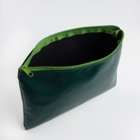 Косметичка на молнии, цвет зелёный Косметичка на молнии, цвет зелёный