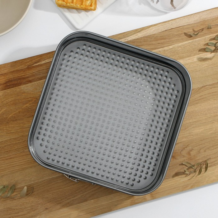 Форма для выпечки разъёмная Доляна &laquo;Элин. Квадрат&raquo;, 24&times;6,5 см, антипригарное покрытие, цвет чёрный