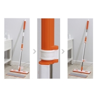 Швабра с отжимом, водосгоном и щёткой Raccoon, 2 насадки из микрофибры 42&times;11,5 см, стальная ручка 134 см