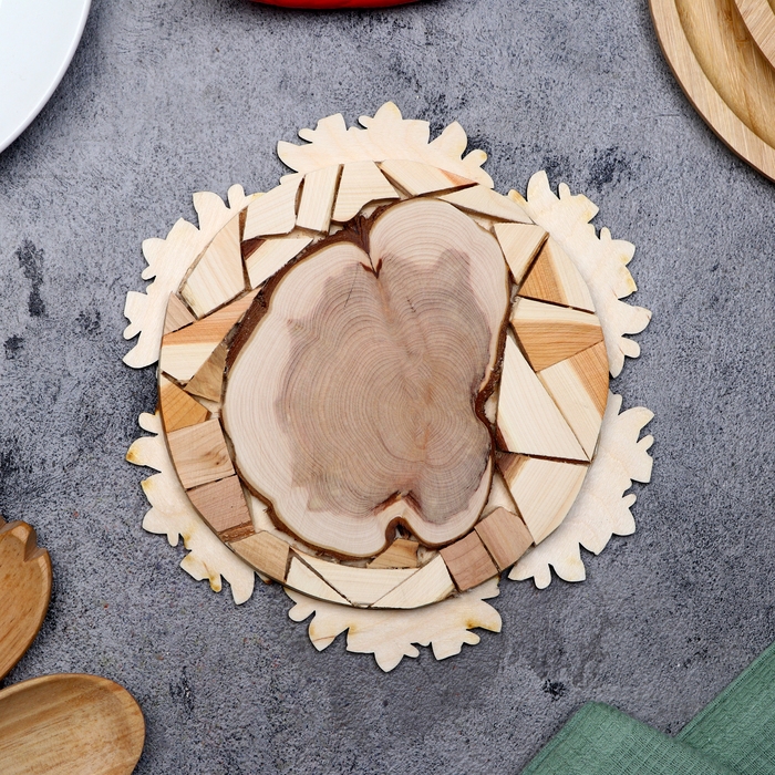 Подставка под горячее &laquo;Букет ромашек&raquo;, D=20 см, можжевельник