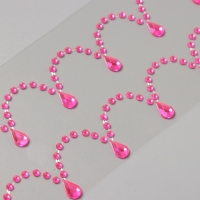 Наклейка пластик стразы "Подвесы" малиновая 35х8 см Наклейка пластик стразы "Подвесы" малиновая 35х8 см