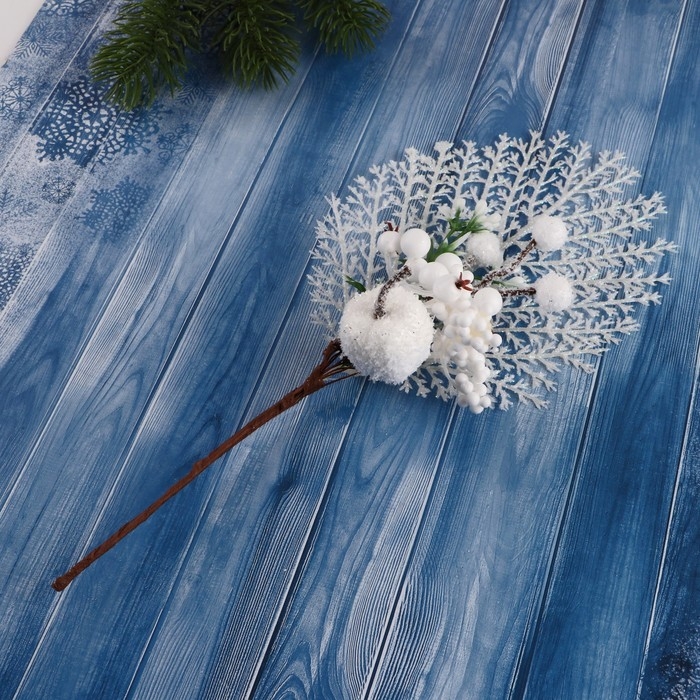 Декор Декор "Зимнее очарование" яблоко ягоды кружево в белом, 22 см