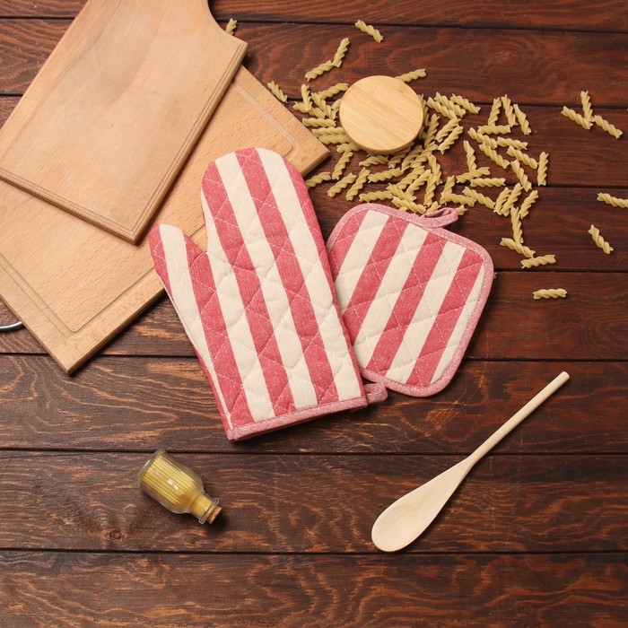 Новый год. Набор кухонный Доляна Полоса цв.красный,варежка-прих.28х17см, прихватка 17х17 50% п/э 50% хл   10