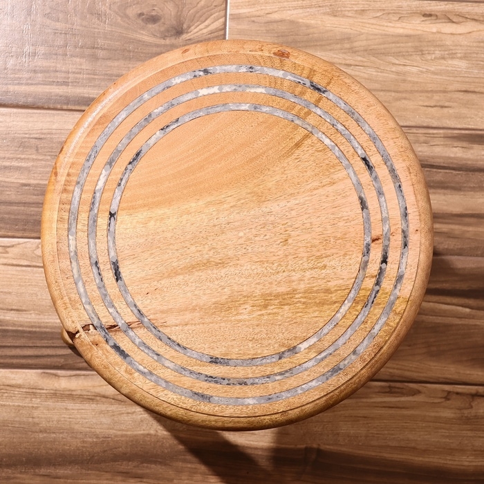 Столик кофейный 45х45х50 см, манговое дерево, инкрустирован костью Столик кофейный 45х45х50 см, манговое дерево, инкрустирован костью