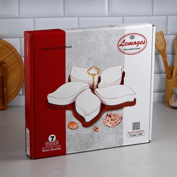 Менажница «Король», 5 шт:300 мл, деревянное основание, фарфор, Иран Менажница «Король», 5 шт:300 мл, деревянное основание, фарфор, Иран