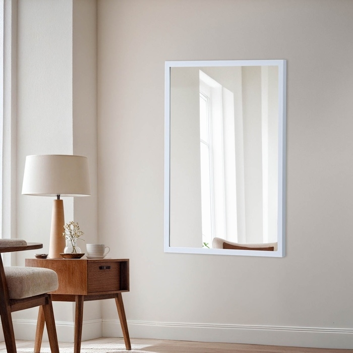 Зеркало настенное, в раме 50х70 см Зеркало настенное, в раме 50х70 см