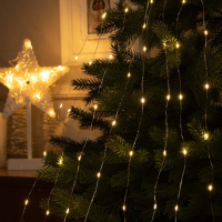 Гирлянда &laquo;Конский хвост&raquo; 8 нитей по 2 м, IP20, серебристая нить, 160 LED, свечение тёплое белое, USB