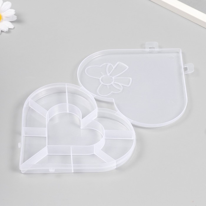 Шкатулка пластик для мелочей Шкатулка пластик для мелочей "Сердце с бантиком" прозрачная 9 отделений 15,5х14х1,8 см