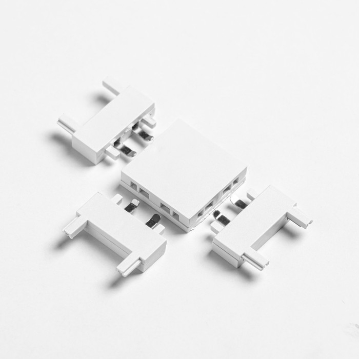 Коннектор ультратонкий т-образный белый 4,6х3,6х0,6 см Коннектор ультратонкий т-образный белый 4,6х3,6х0,6 см