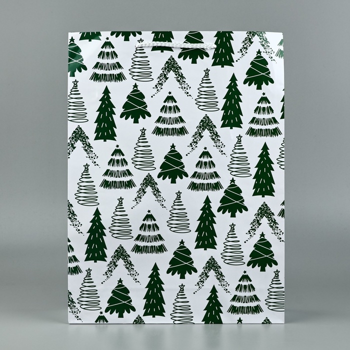 Пакет подарочный новогодний ламинированный &laquo;Ёлочки&raquo;, L 28 х 38 х 9 см