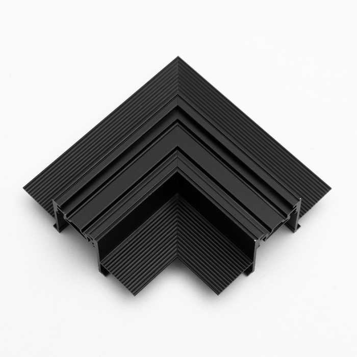 Соединитель встраиваемый для шинопровода черный 5х5 см Соединитель встраиваемый для шинопровода черный 5х5 см